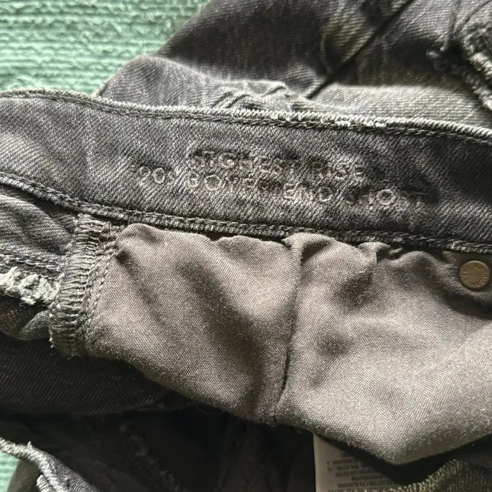 American Eagle Outfitters Black Faded Distressed Stretch Jean Shorts Size 4